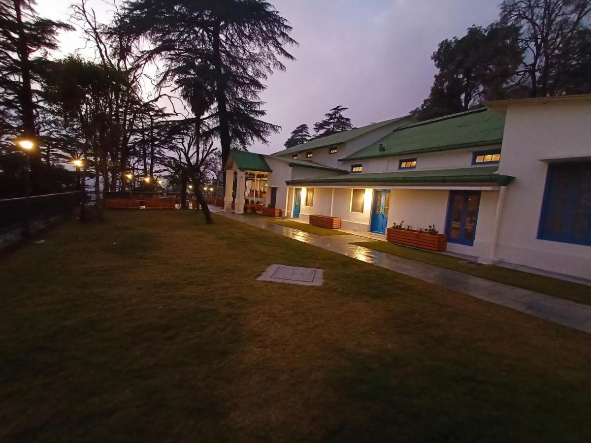 Hotel Pine Retreat Mallroad Mussoorie Luaran gambar